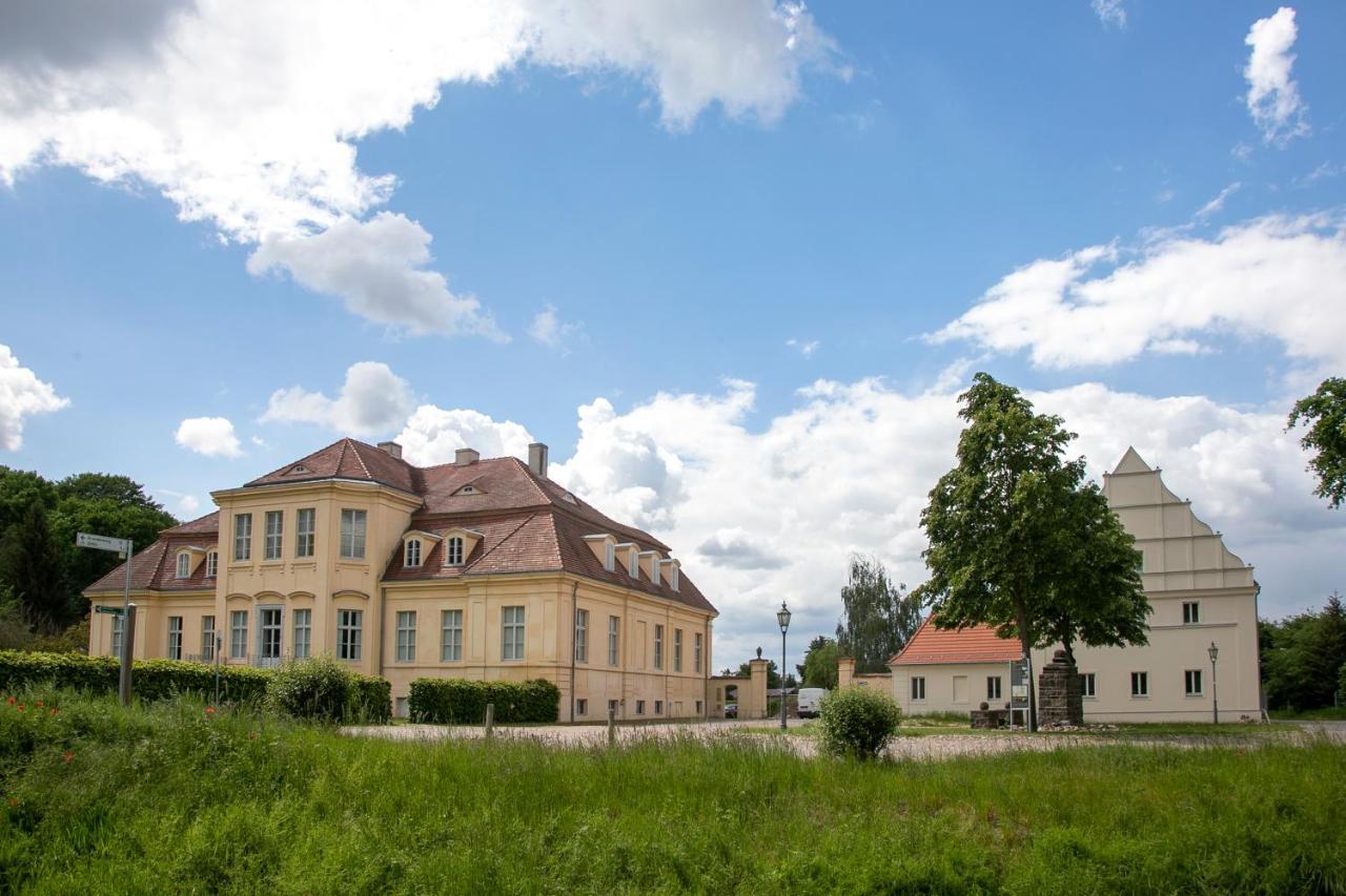 Gastehaus Reckahn Der Rochow Akademie Esterno foto